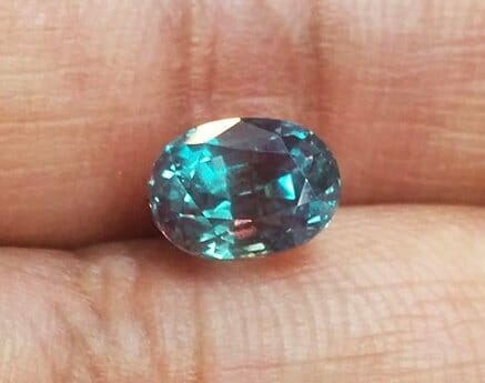 Phenomena Gemstones - Change of Color - image of 2.10 carat Alexandrite from Orissa, India